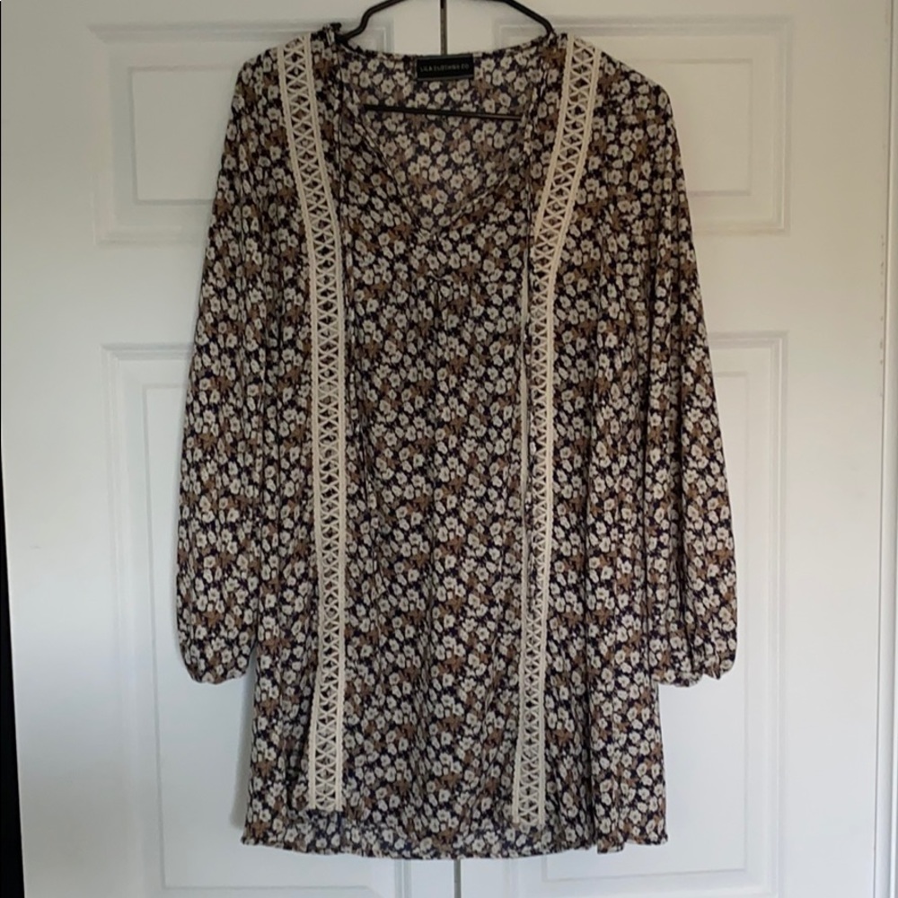Lila Clothing Casual Dress Size Small